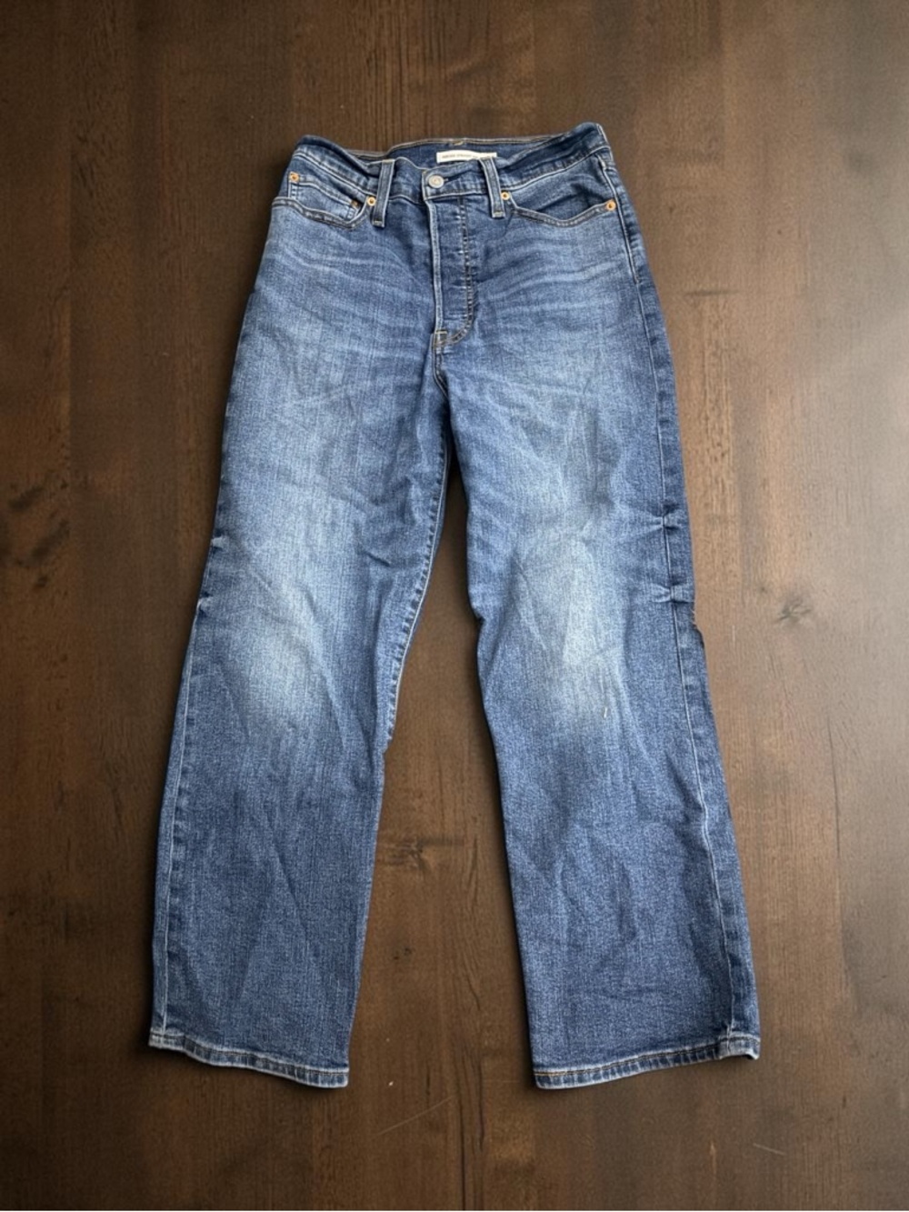 LEVI’S RIBCAGE STRAIGHT LEG ANKLE LENGTH MEDIUM BLUE WASH ULTRA HIGH RISE JEANS